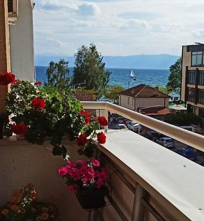 La Bella Apartments Ohrid Bagian luar foto